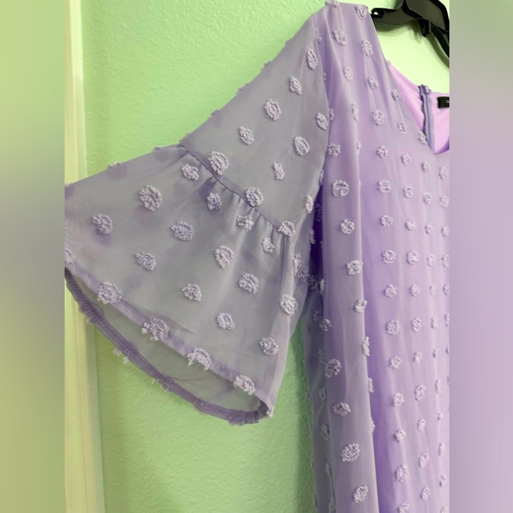 Lavender dress, XL, bell elbow sleeves.